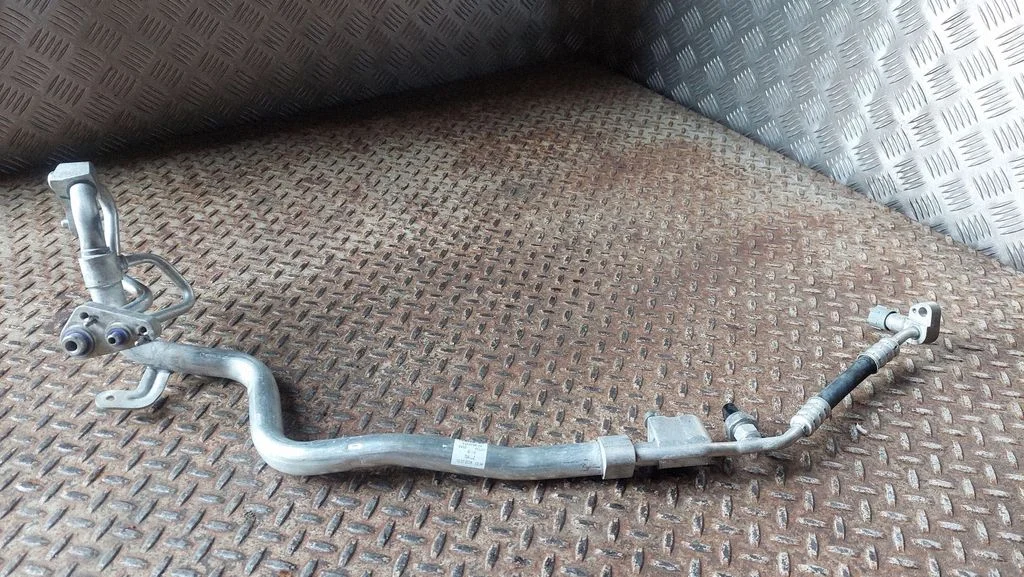 Air conditioning (A/C) pipe/hose 9324798