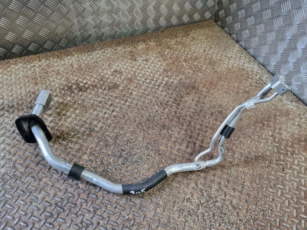 Air conditioning (A/C) pipe/hose 80A816738F