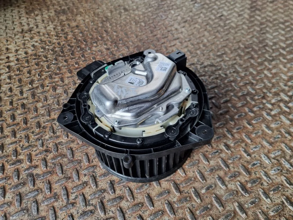 Dmuchawa nawiewu T38258B