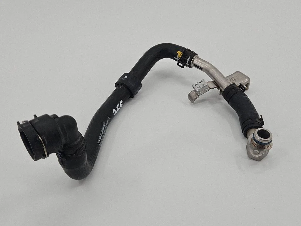 Mootori jahutusvedeliku toru / voolik 5QV122073B