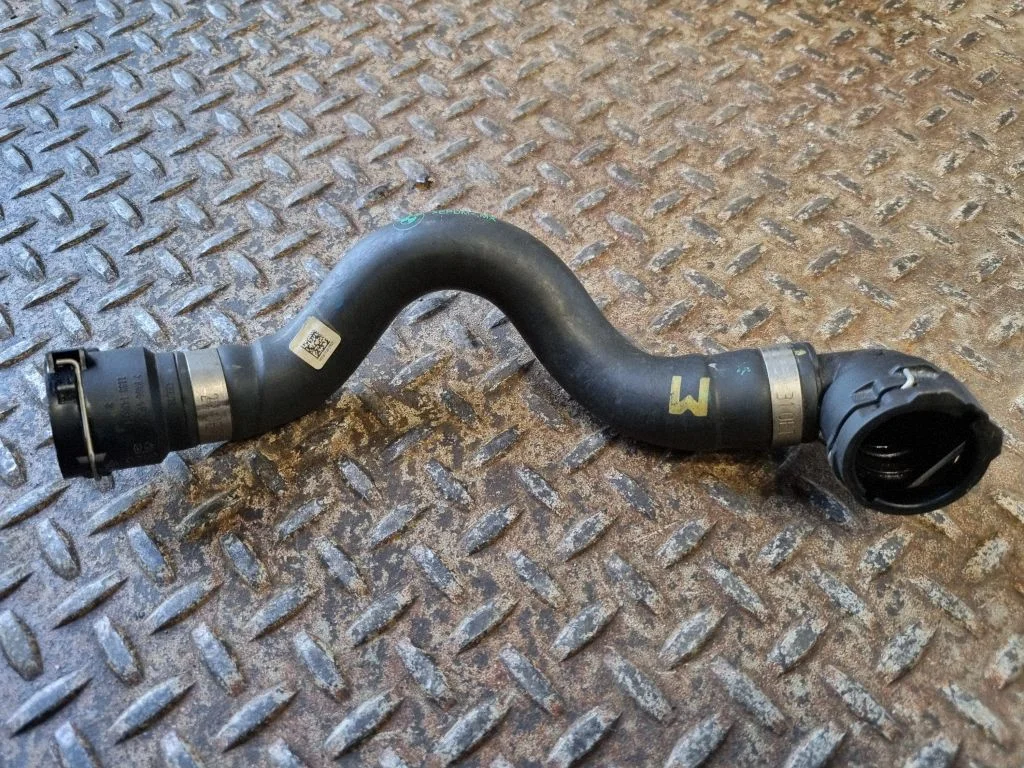 Engine coolant pipe/hose 9884826