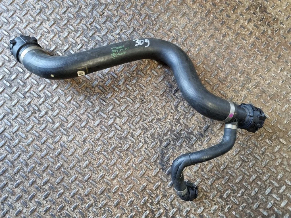 Engine coolant pipe/hose 8654823