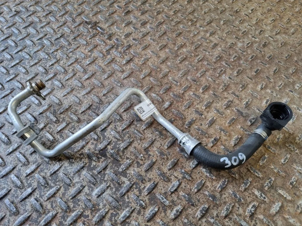 Engine coolant pipe/hose 8651261