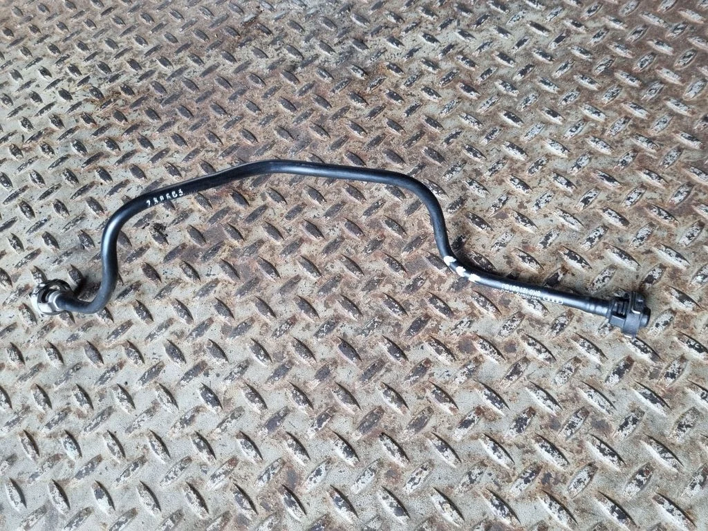 Variklio aušinimo vamzdelis (-ai)/ žarna (-os)