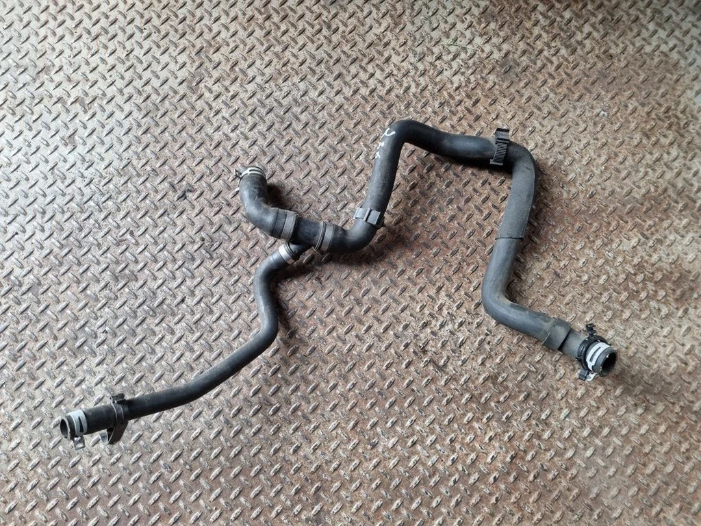 Engine coolant pipe/hose – Ford Kuga II (2013-2019)