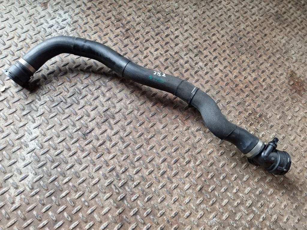 Engine coolant pipe/hose 8514050