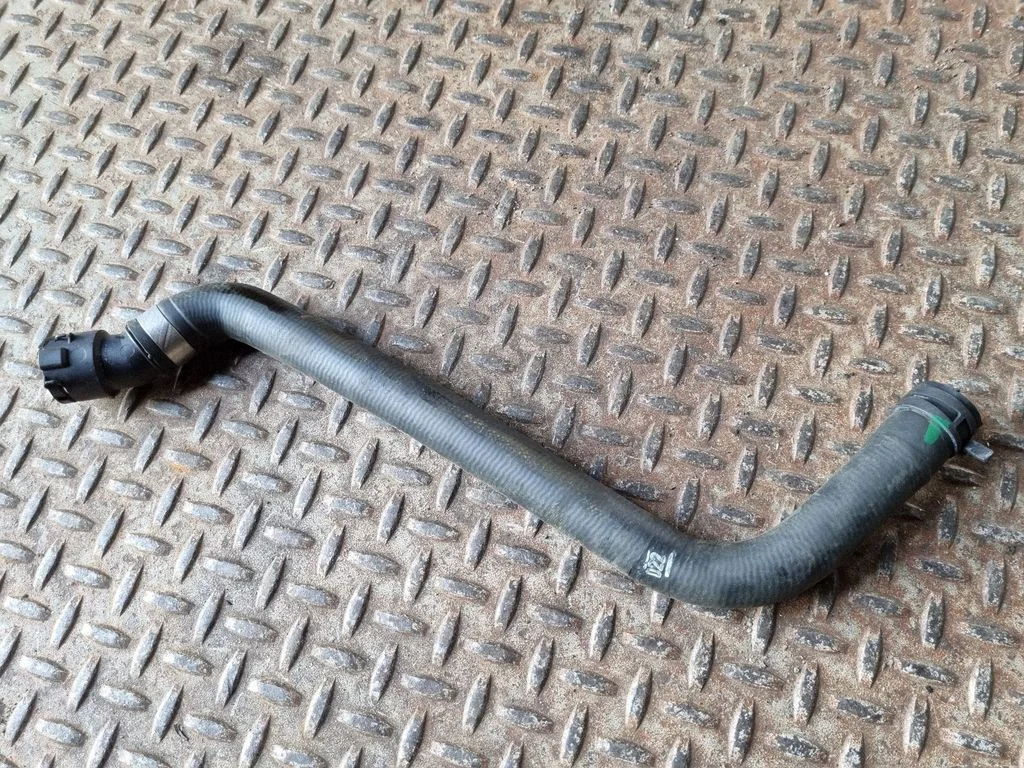 Engine coolant pipe/hose A2468303896