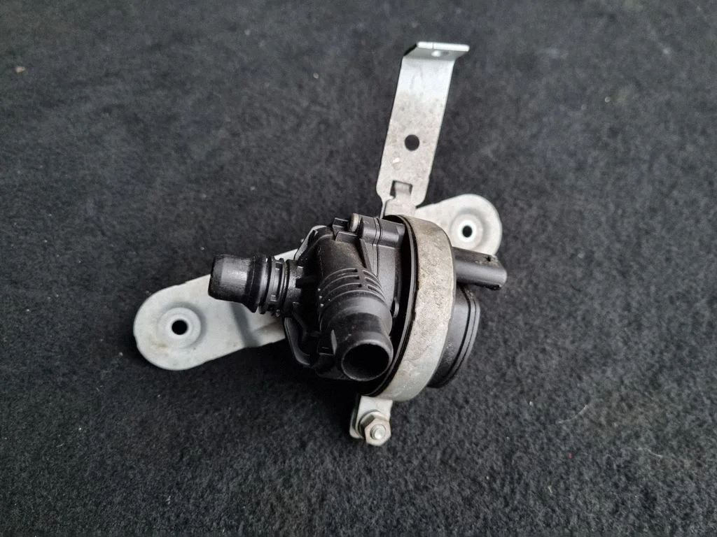 Water pump – BMW 4 Series F36 Gran coupe (2017-)