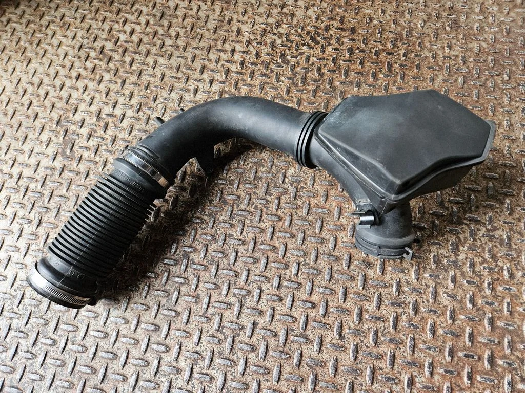 Intercooler hose/pipe A2820907400
