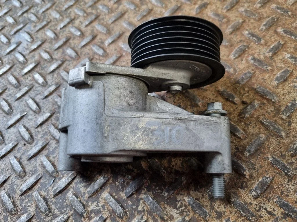 Generator/alternator belt tensioner – Volvo XC60 (2017-)