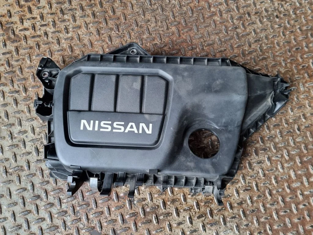 Mootori kate (kaunistus) – Nissan Qashqai (2014-2016)