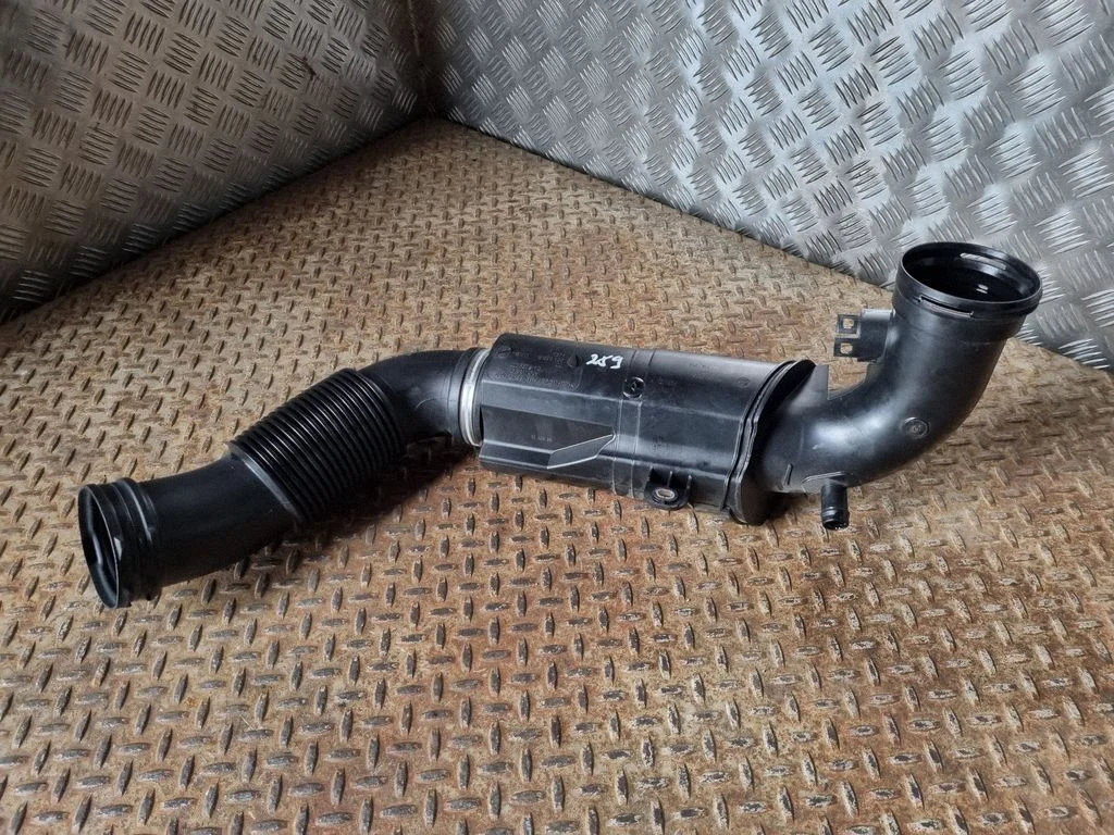 Turbo air intake inlet pipe/hose 8693166