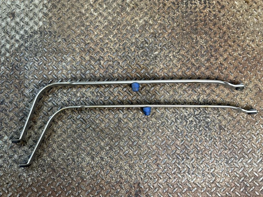 Kütusepaagi kinnitusklamber (-klambrid) 7354283