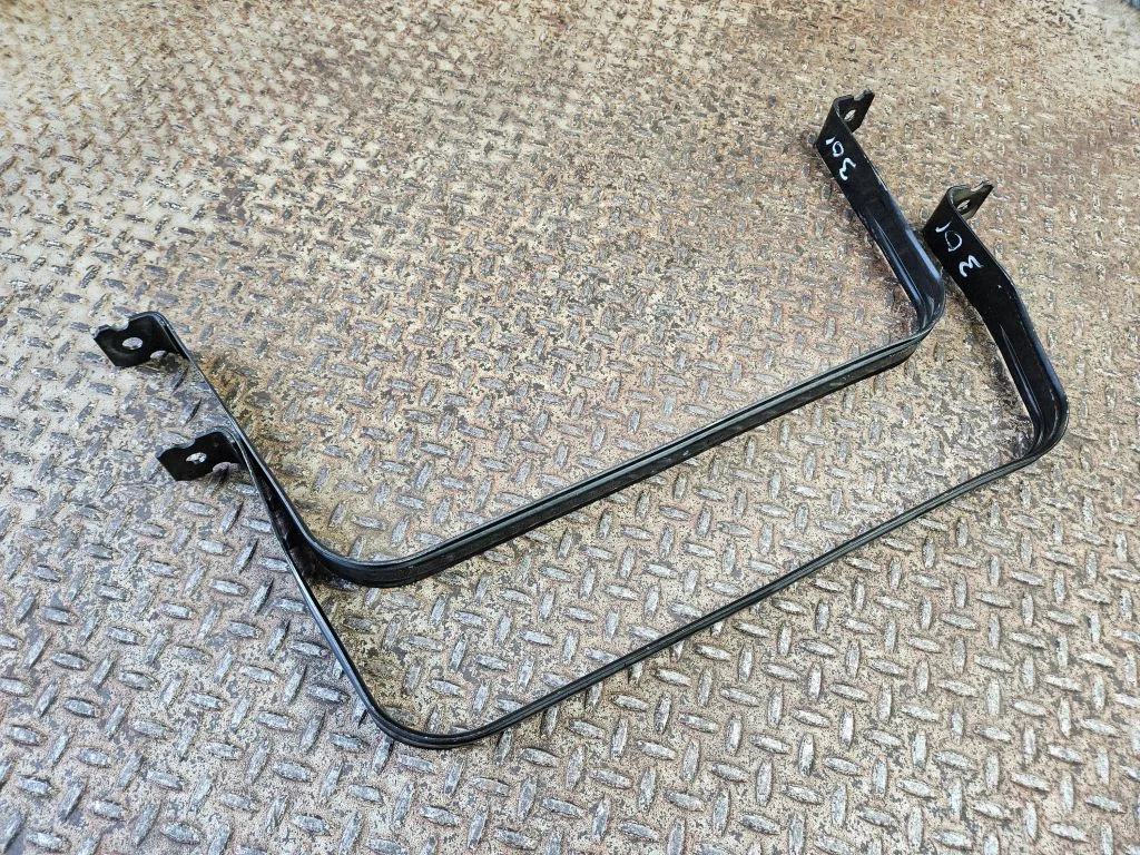 Kütusepaagi kinnitusklamber (-klambrid) – Volkswagen Tiguan Allspace (2017-)