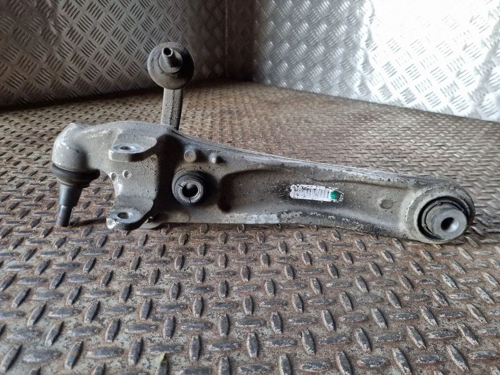 Front lower control arm/wishbone – Jaguar XE (2015-)