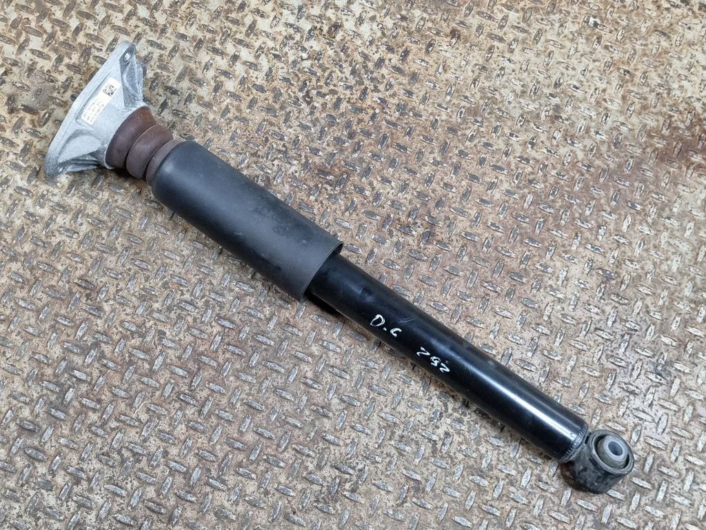 Tagumine amortisaator 6852427