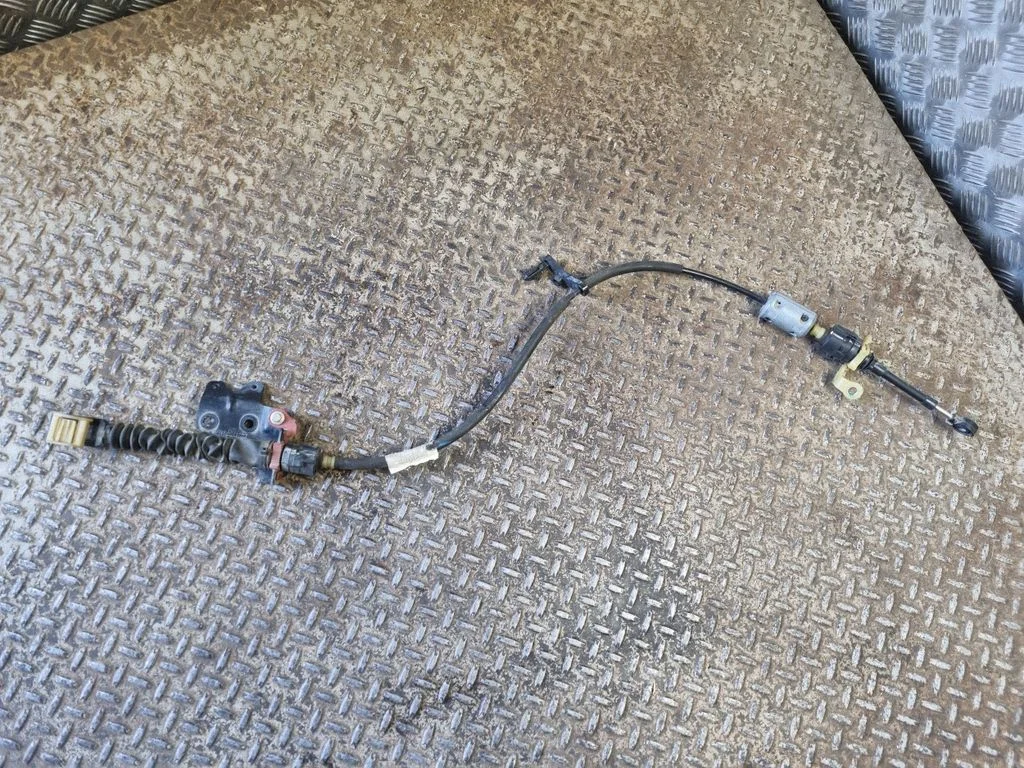 Käiguvahetuse tross JR3P7E395BB