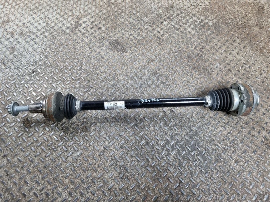 Rear driveshaft – Volkswagen Tiguan Allspace (2017-)