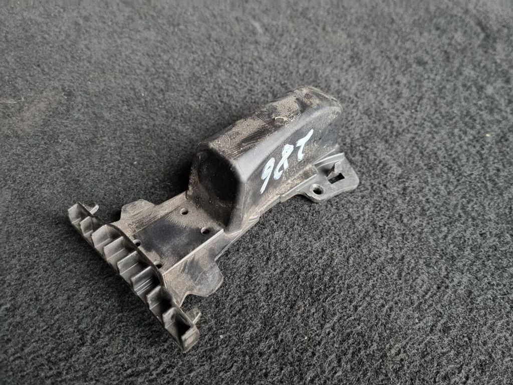 Front bumper mounting bracket – BMW 4 Series F36 Gran coupe (2017-)