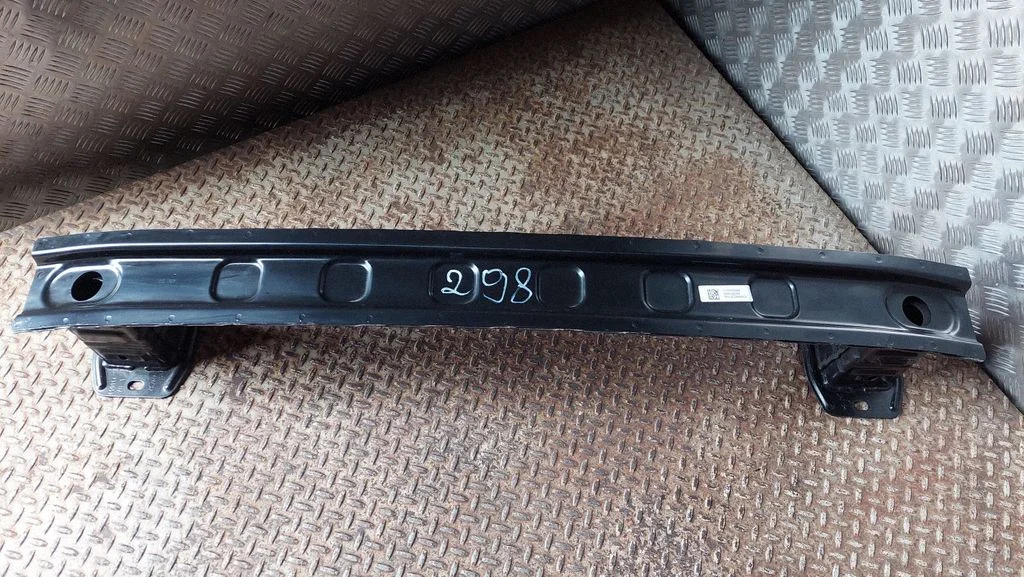 Rear bumper cross member A1776105400