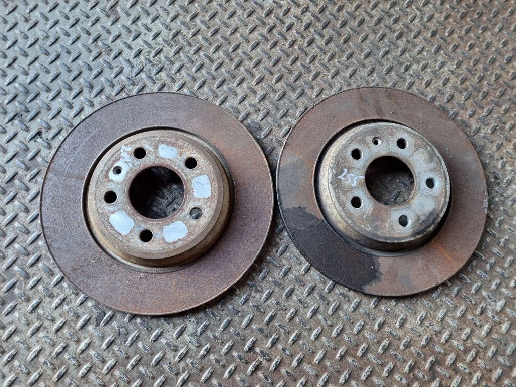 Tagumine piduriketas – Audi A5 Sportback 8TA (2009-2016)