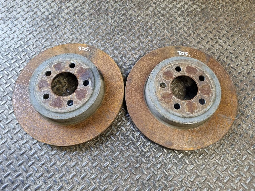 Rear brake disc – Dodge Challenger (2008-2023)