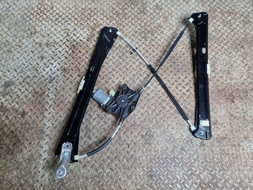 Front door window regulator with motor – Volkswagen Tiguan Allspace (2017-)
