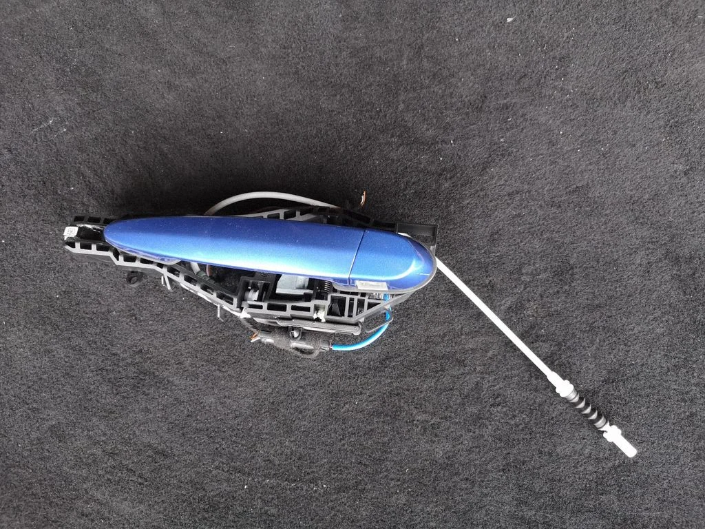 Rear door exterior handle – left