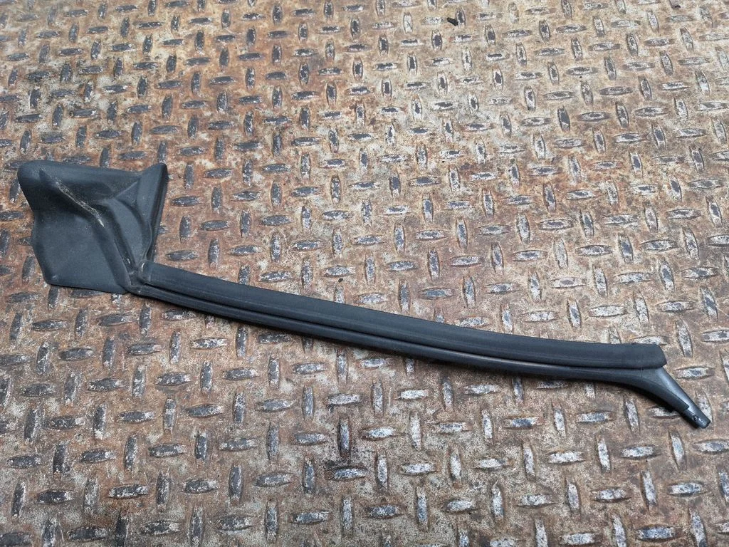 Rear door rubber seal (on body) – BMW 4 Series F36 Gran coupe (2017-)