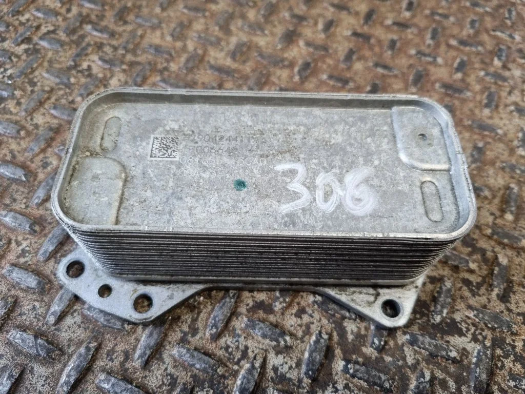 Obudowa filtra oleju / chłodnica oleju 6790424411A3