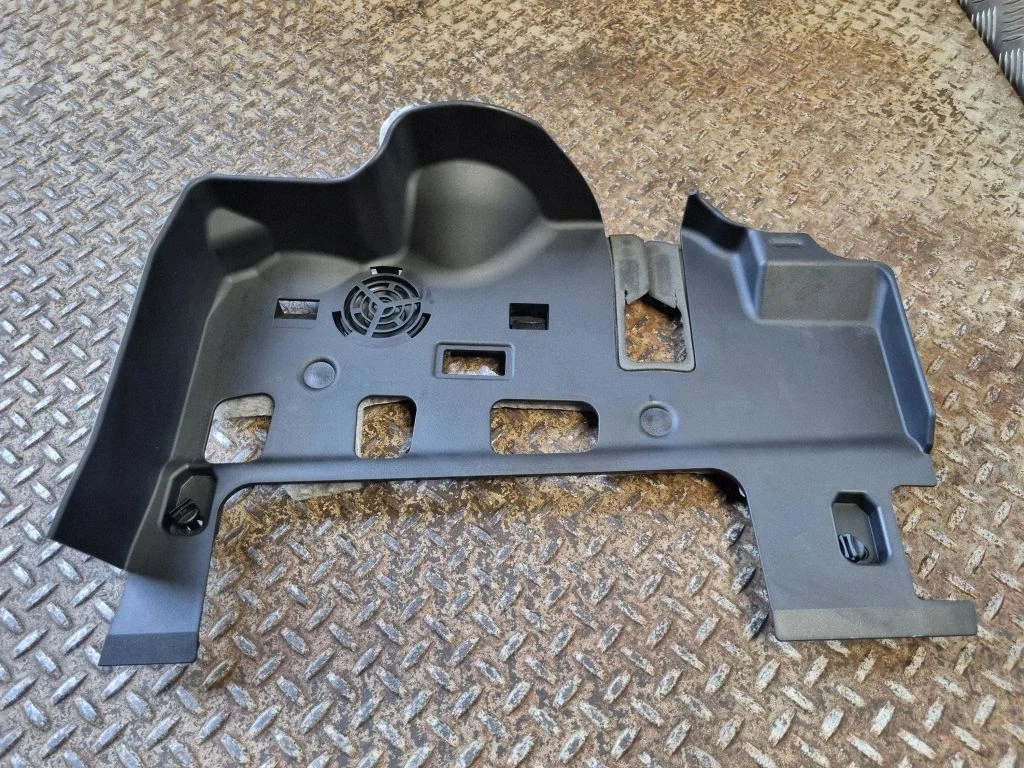 Dashboard lower bottom trim panel 6999697