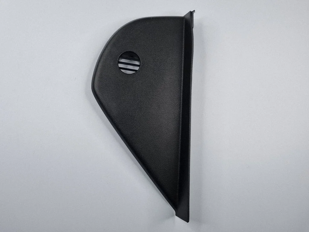Dashboard side end trim L0198987AE