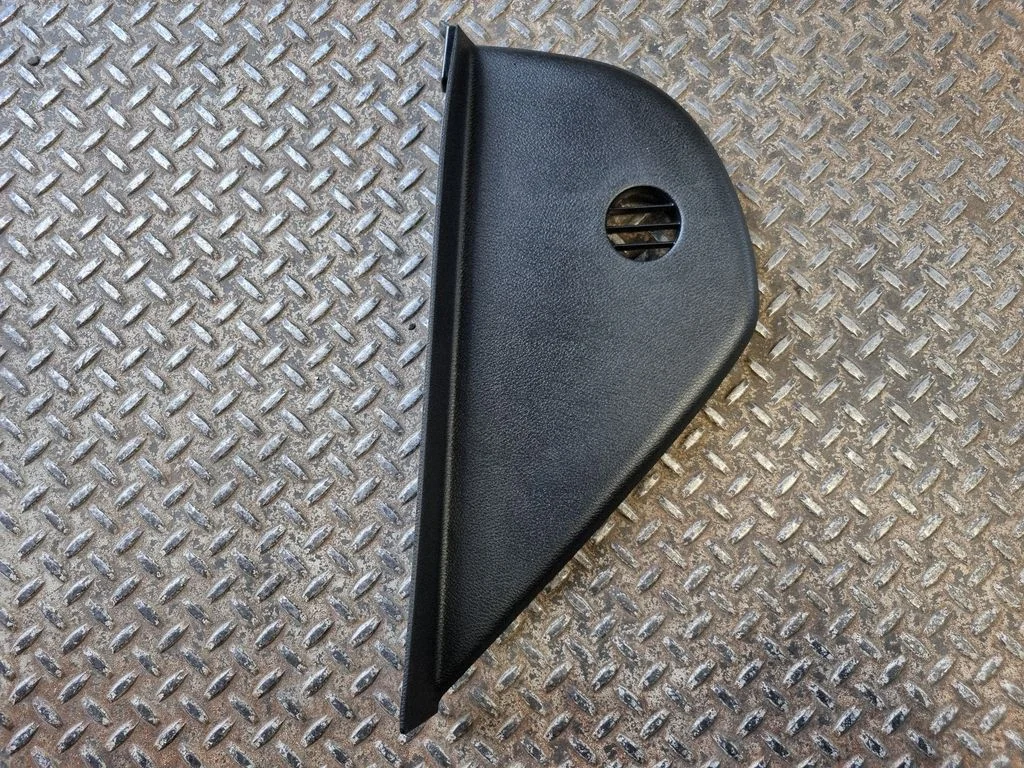 Dashboard side end trim L0198985AF