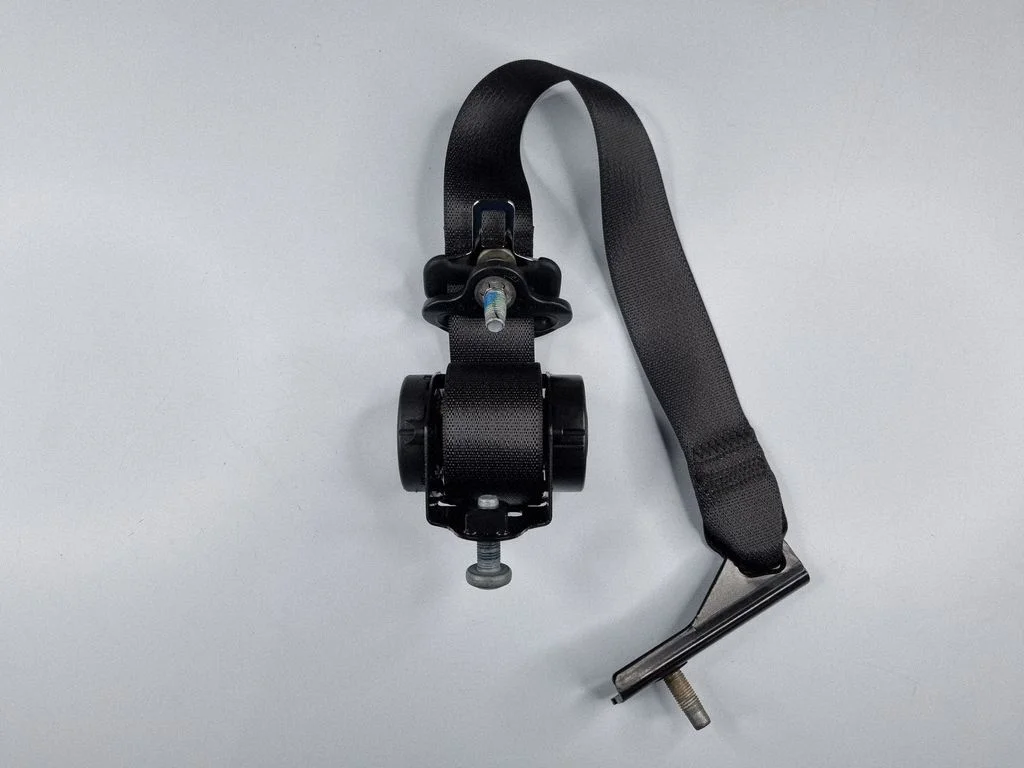 Tagumine turvavöö P6KM64TX7AA