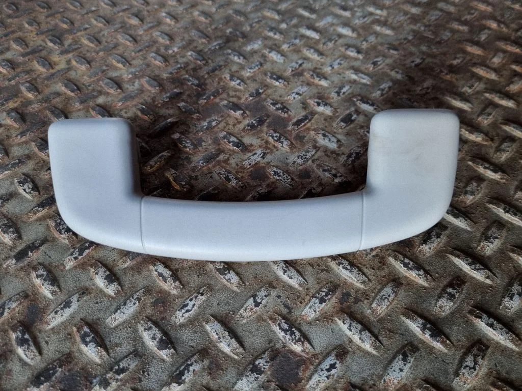 Front interior roof grab handle – Skoda Superb B8 (3V) (2015-2024)