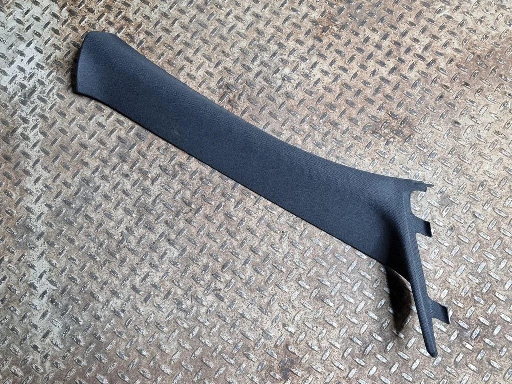 (A) pillar trim – BMW 2 Series F22 F23 (2017-)
