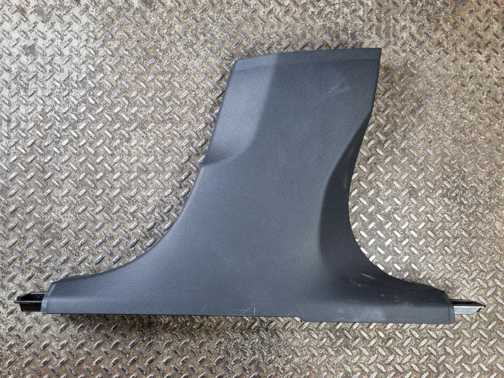 Osłona słupka B (dolna) 31425698