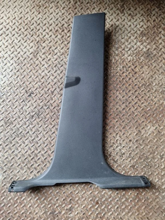 (B) pillar trim (bottom) CJ54R243W06ABW