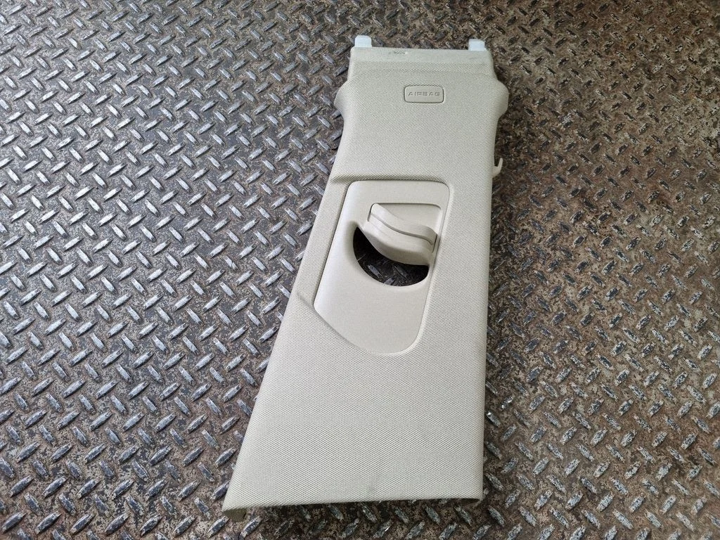 (B) pillar trim (top) 80A867244