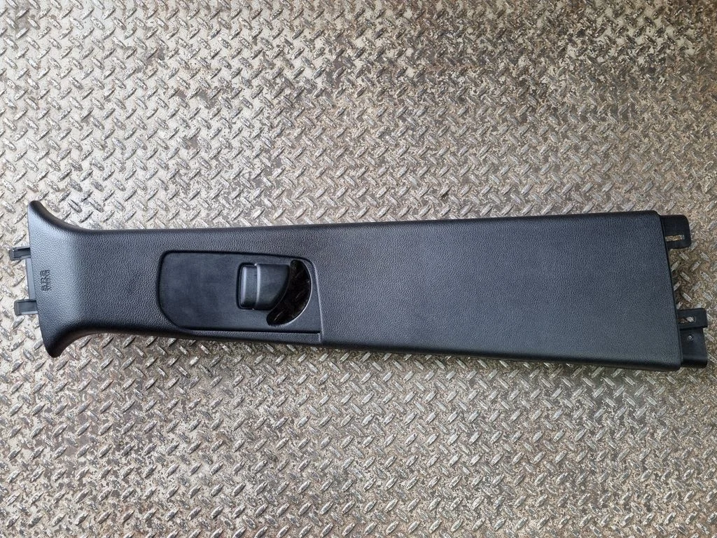 (B) pillar trim (top) – Dodge Durango III (2010-)