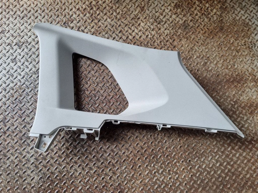 (D)pillar trim (top) 5NA867288