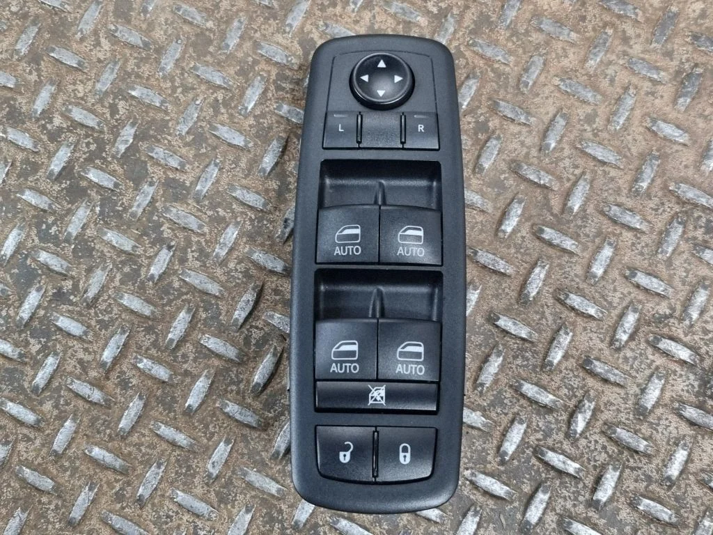 Electric window control switch 68234087AD