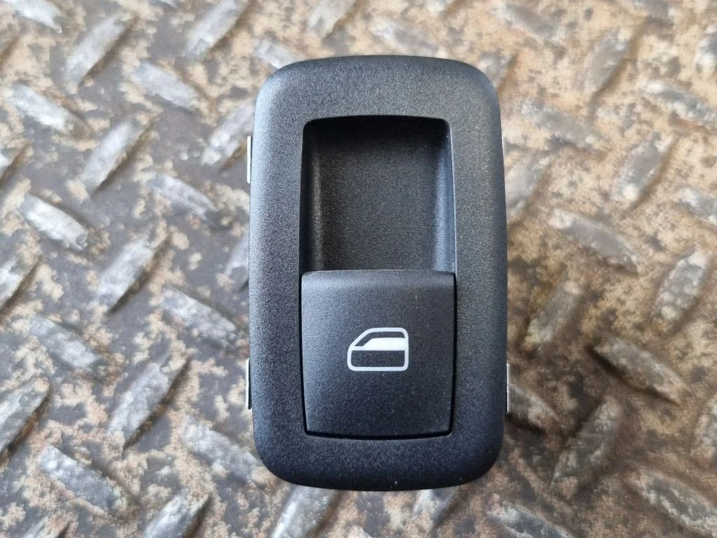 Elektrinių langų jungtukas