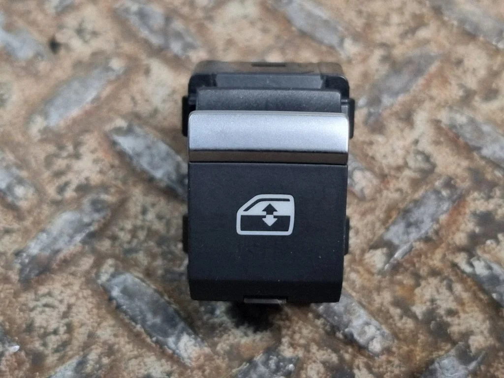 Electric window control switch 4M0959855