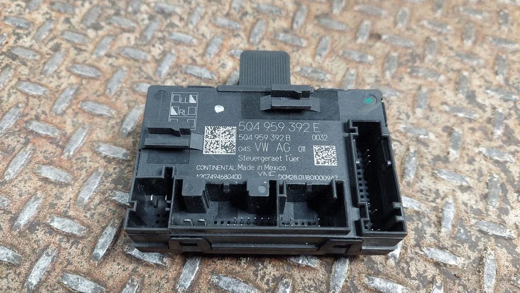 Durų elektronikos valdymo blokas