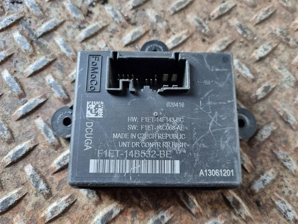 Durų elektronikos valdymo blokas
