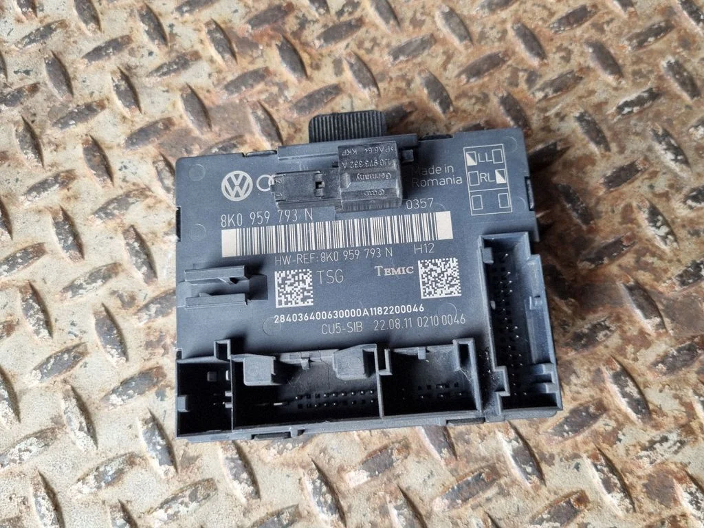 Durų elektronikos valdymo blokas