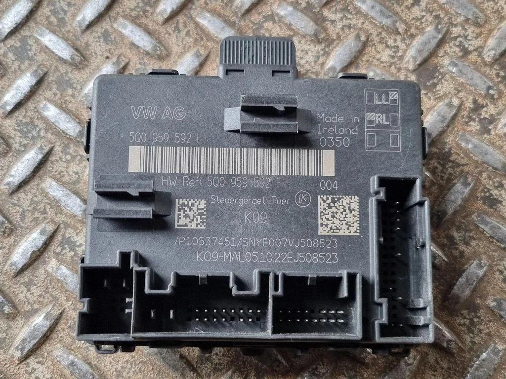 Durų elektronikos valdymo blokas