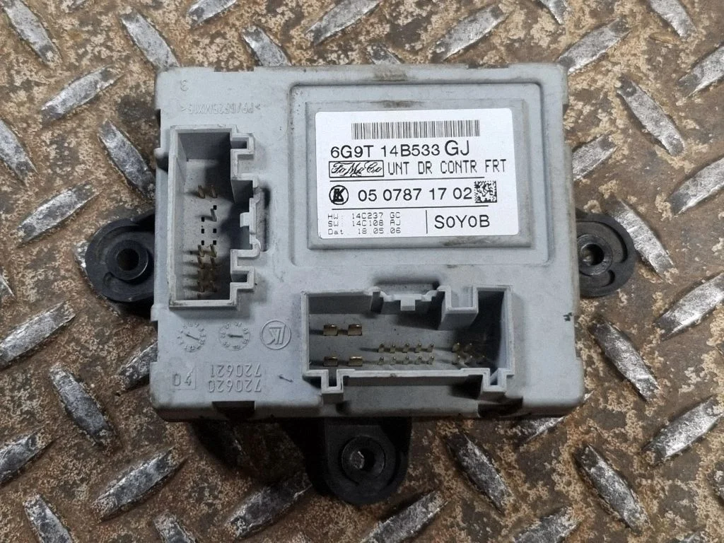 Durų elektronikos valdymo blokas