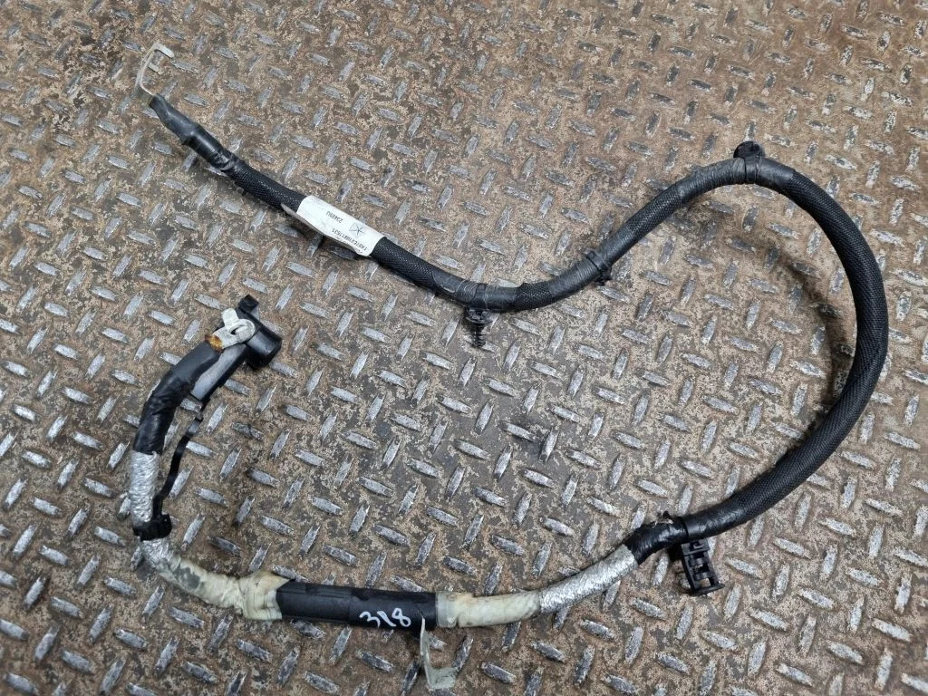 Przewód plusowy (akumulatora) – Chrysler Pacifica (2017-)